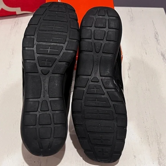 Easy Spirit Women's Black Patent Leather Loafers - Picture 6 of 7